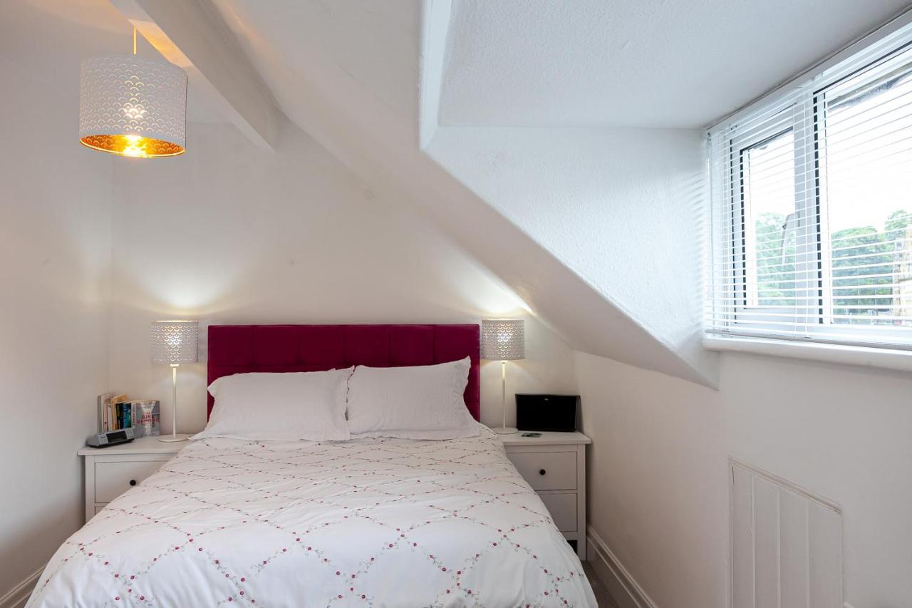 Cosy 2 Bed Apartment - Close To Leeds Centre Dış mekan fotoğraf