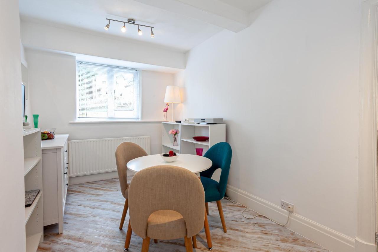 Cosy 2 Bed Apartment - Close To Leeds Centre Dış mekan fotoğraf