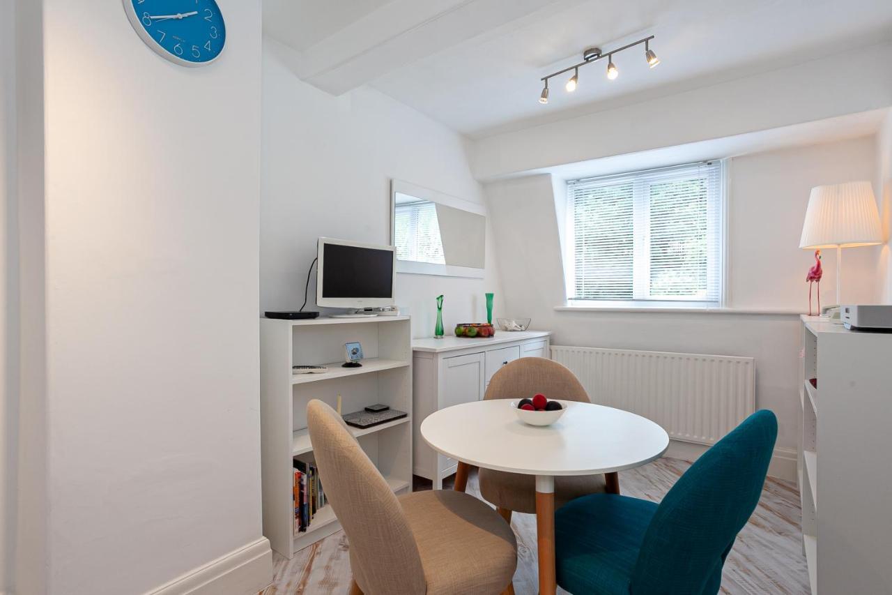 Cosy 2 Bed Apartment - Close To Leeds Centre Dış mekan fotoğraf